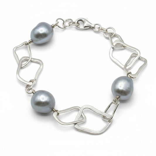 Sterling Silver Cultured Freshwater Pearl 10–11MM Grey Baroque Bracelet
